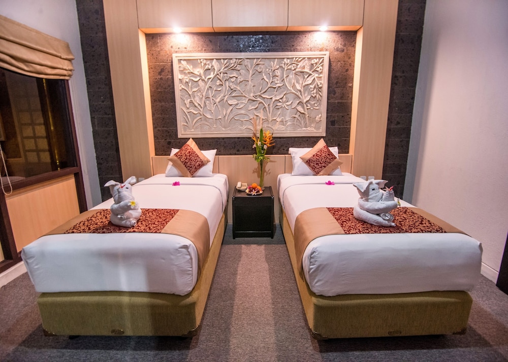 Nugraha Lovina Seaview Resort & Spa 34/69