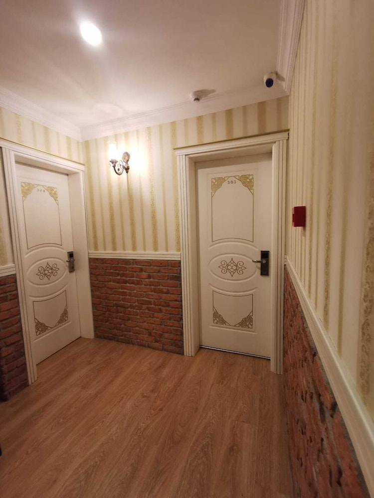 Agora Boutique Hotel & Bistro 18/50
