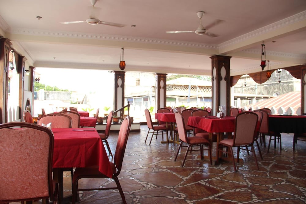 Al-Minar Hotel 26/30
