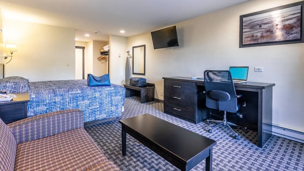 Rabbit Ears Motel 38/49