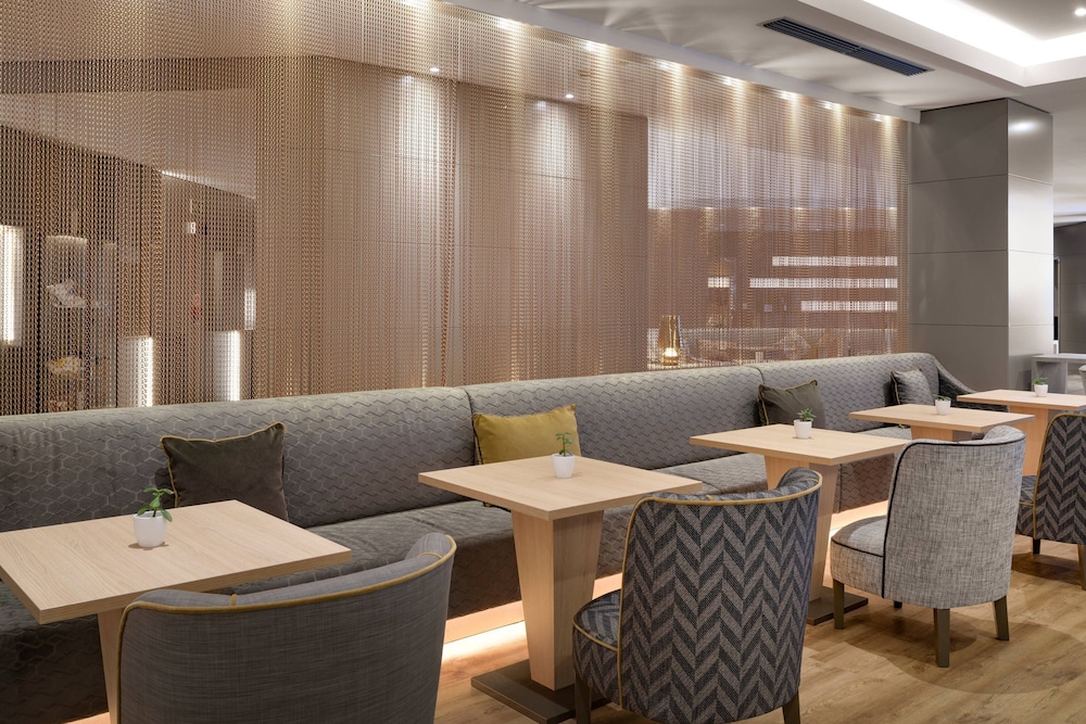 Ac Hotel Genova By Marriott 32/50