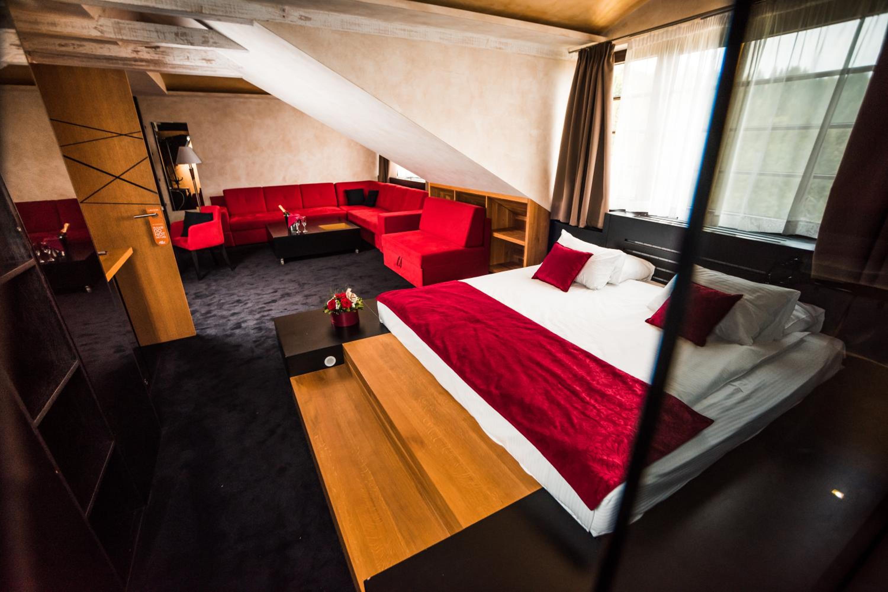 Hotel Lavina 17/50
