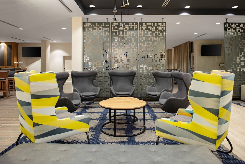 TownePlace Suites by Marriott Orlando Airport 26/26
