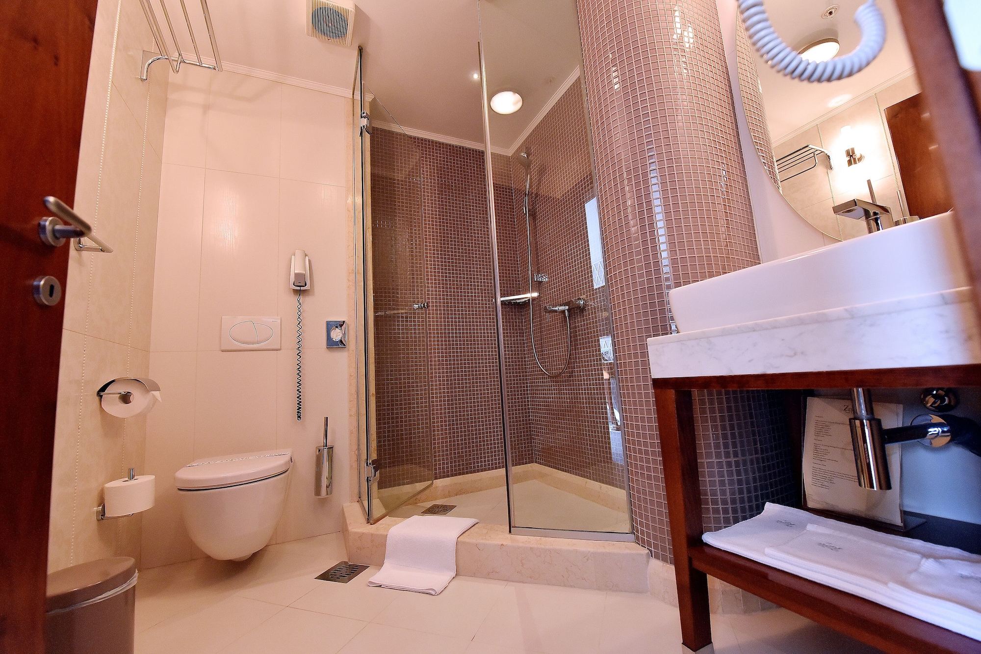 غرفة قياسية بسرير كوين، Ziya Hotel 3/3