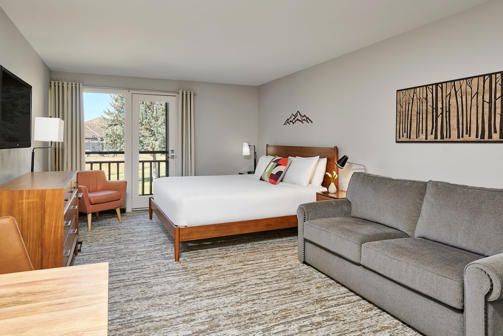 Inn At Aspen 6/36
