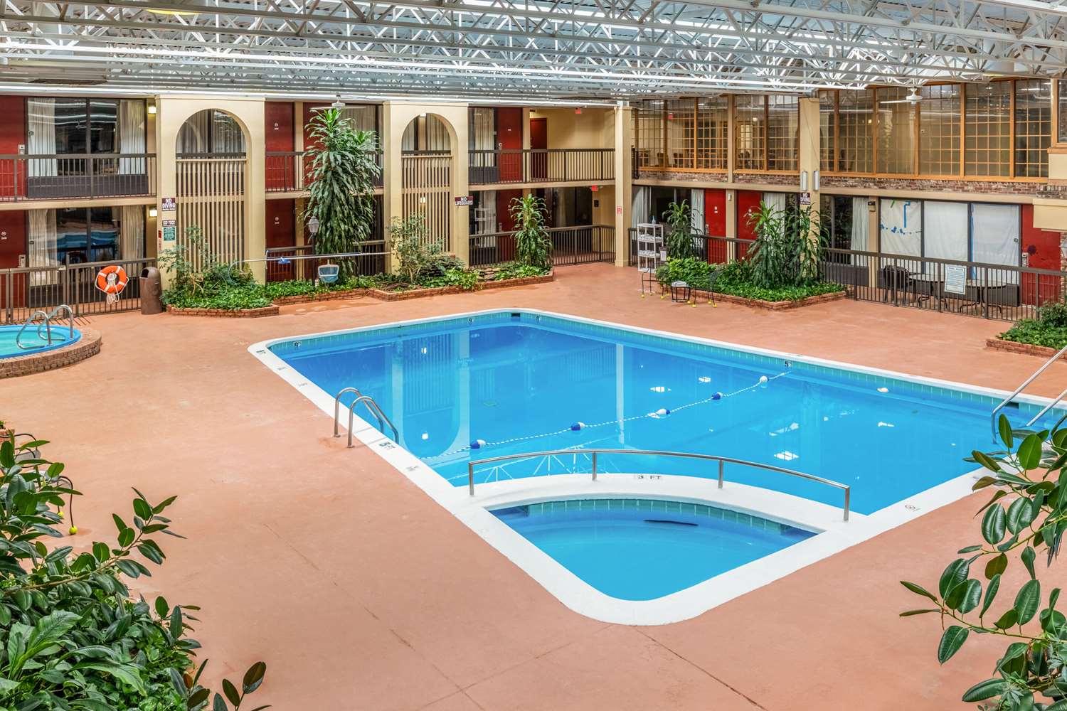 Quality Inn Newport TN 33/33