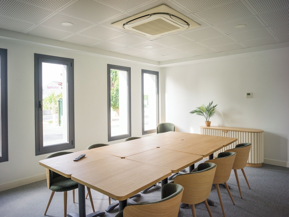 Akena City Paris Nord Saint Witz 36/50