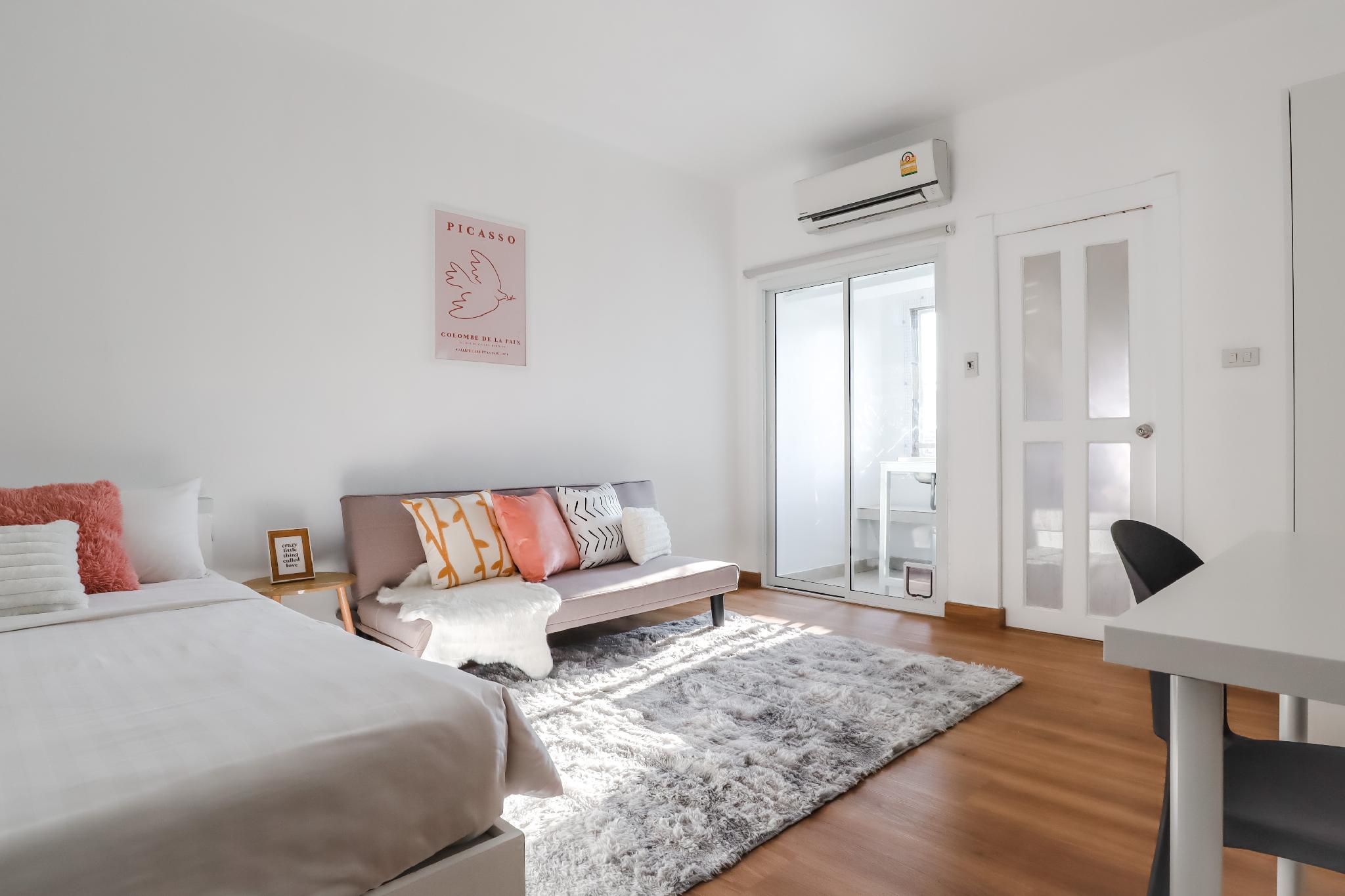 Residential, Premier