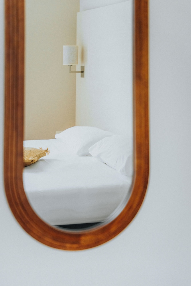 Hotel D'Orsay 14/42