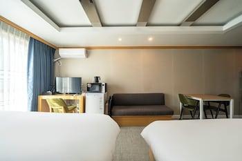 Room, 2 Double Beds