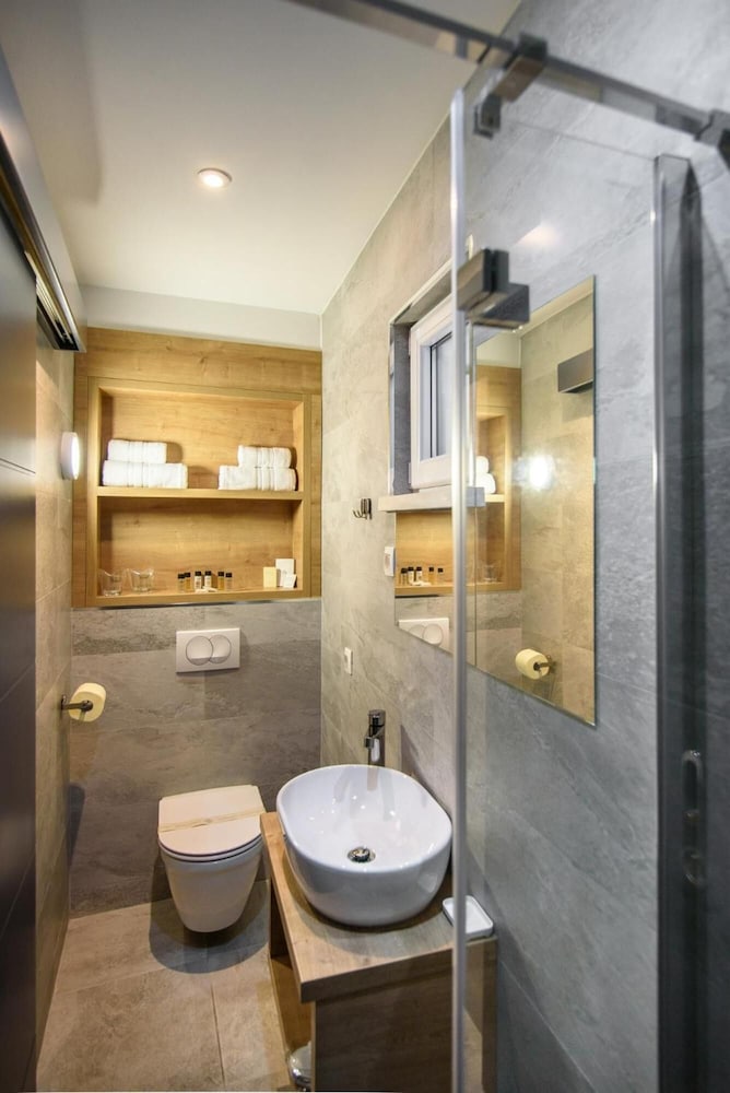 Ora Luxury Rooms 41/44