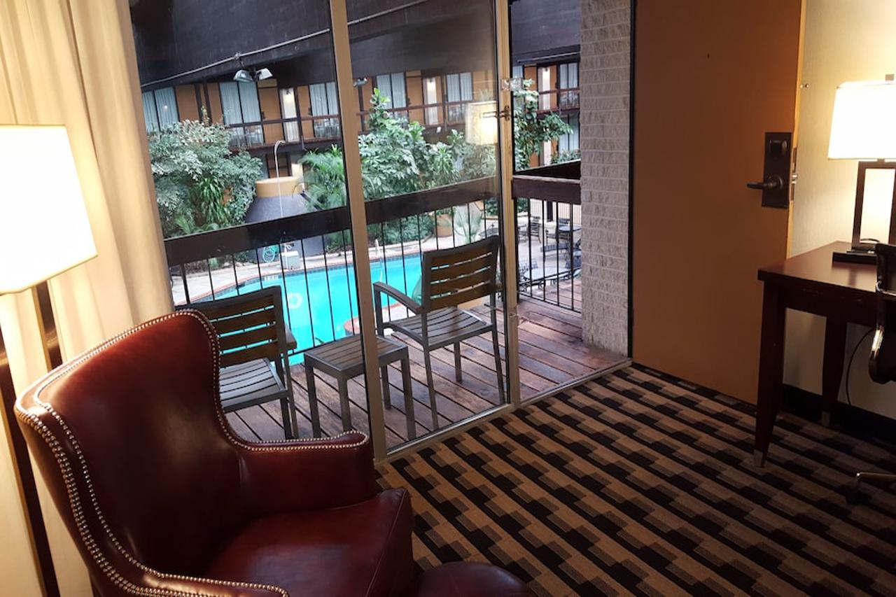 M Hotel Buffalo 28/48