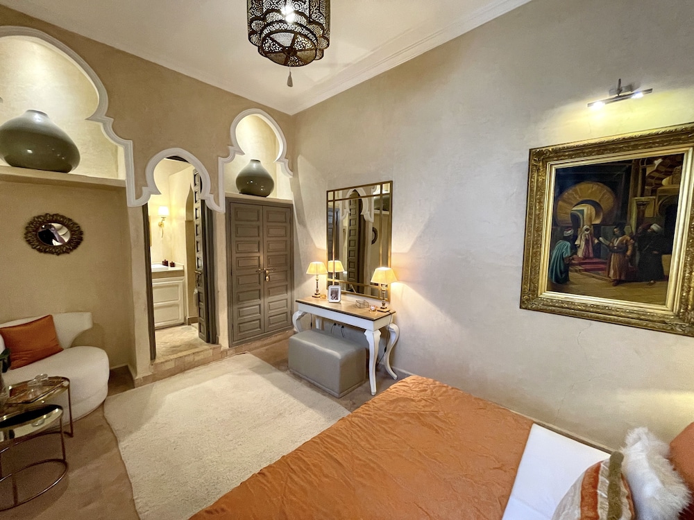 Riad Jona 50/74