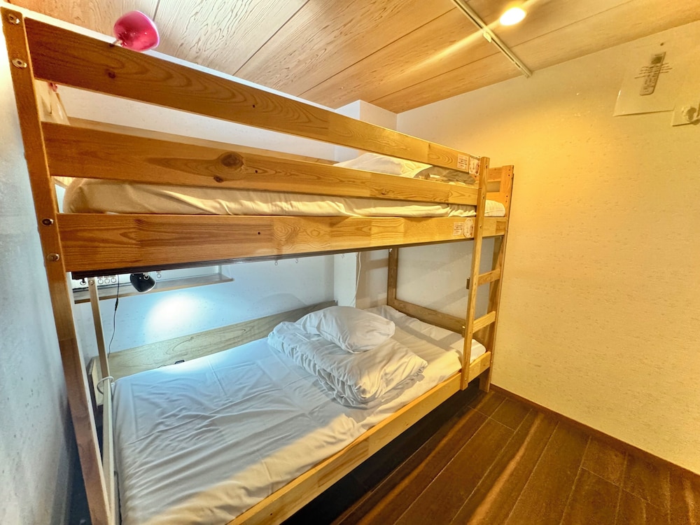 Osaka Guest House Sakura – Hostel 39/60