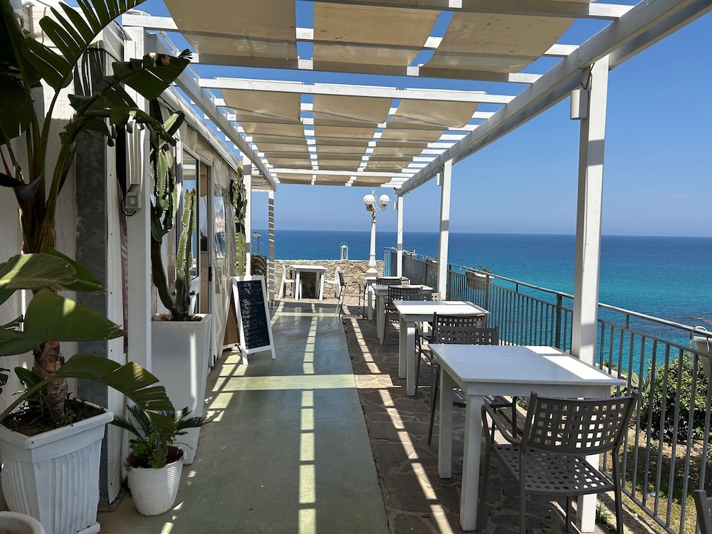 Hotel Valemare 55/57