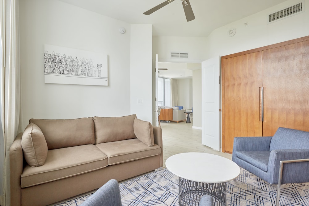 CIRC HOTEL 33/59