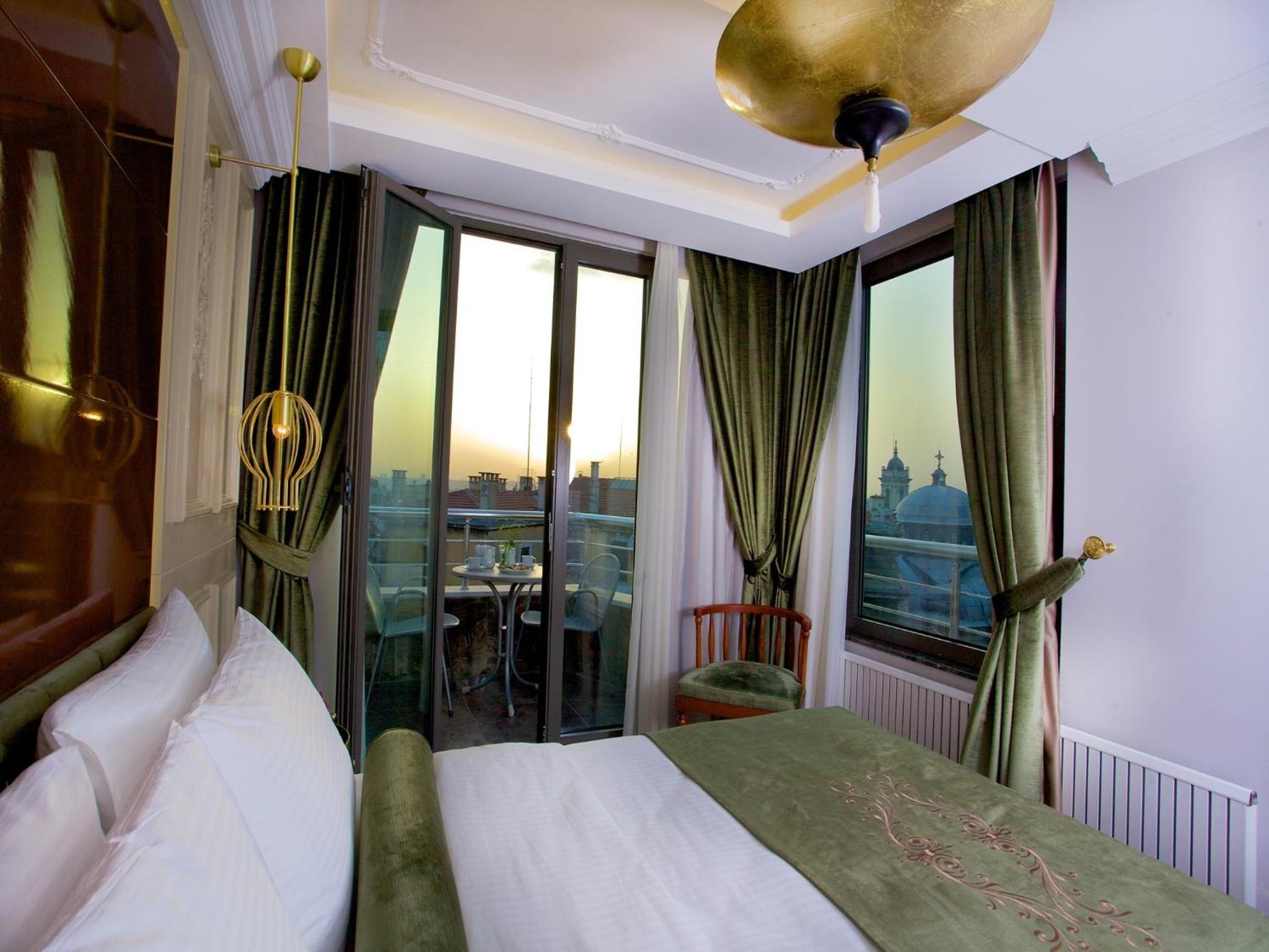 Penthouse Suite, Taksim Square View