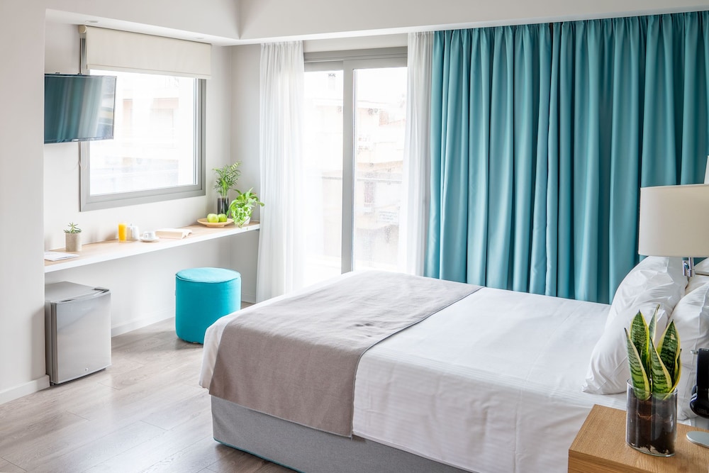 Chroma Fashion Rooms & Apartments 16/48