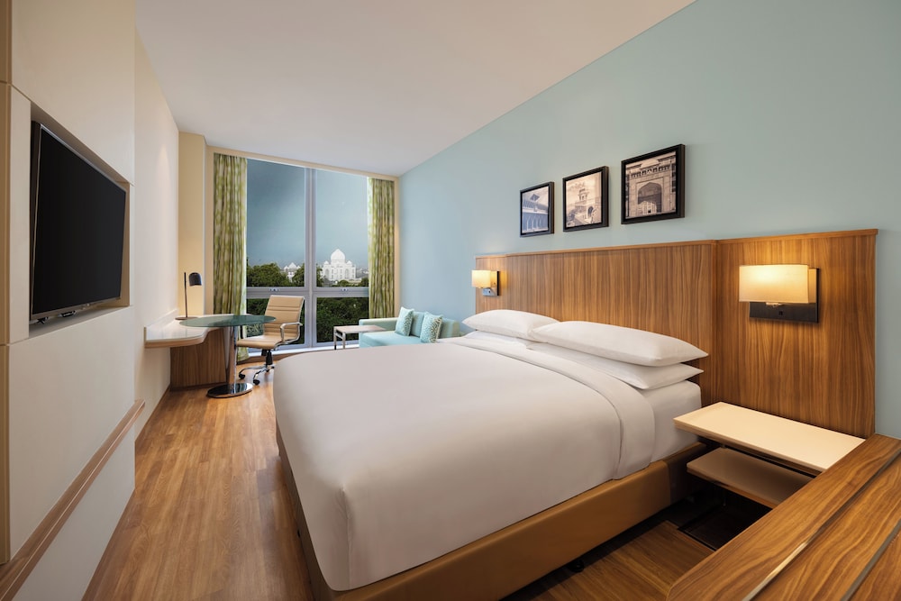Fairfield by Marriott Agra 11/49