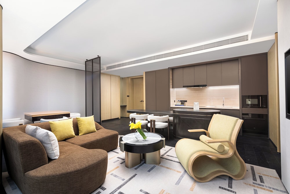 voco Suites Shanghai Hongqiao CBD 30/46