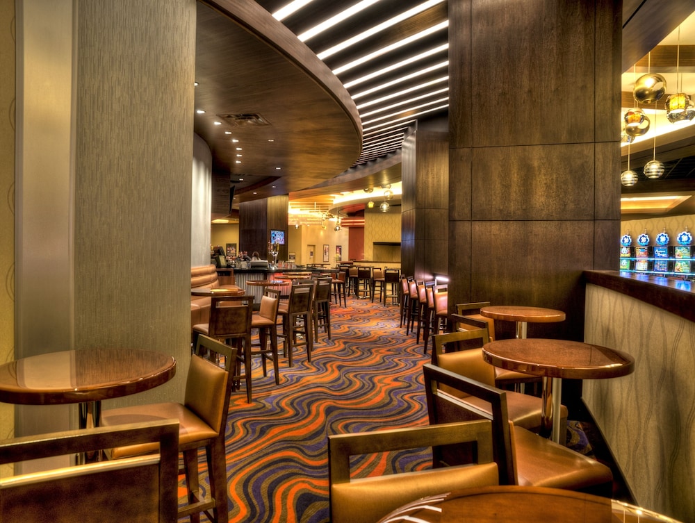The LINQ Hotel & Casino - A Caesars Rewards Destination 40/54