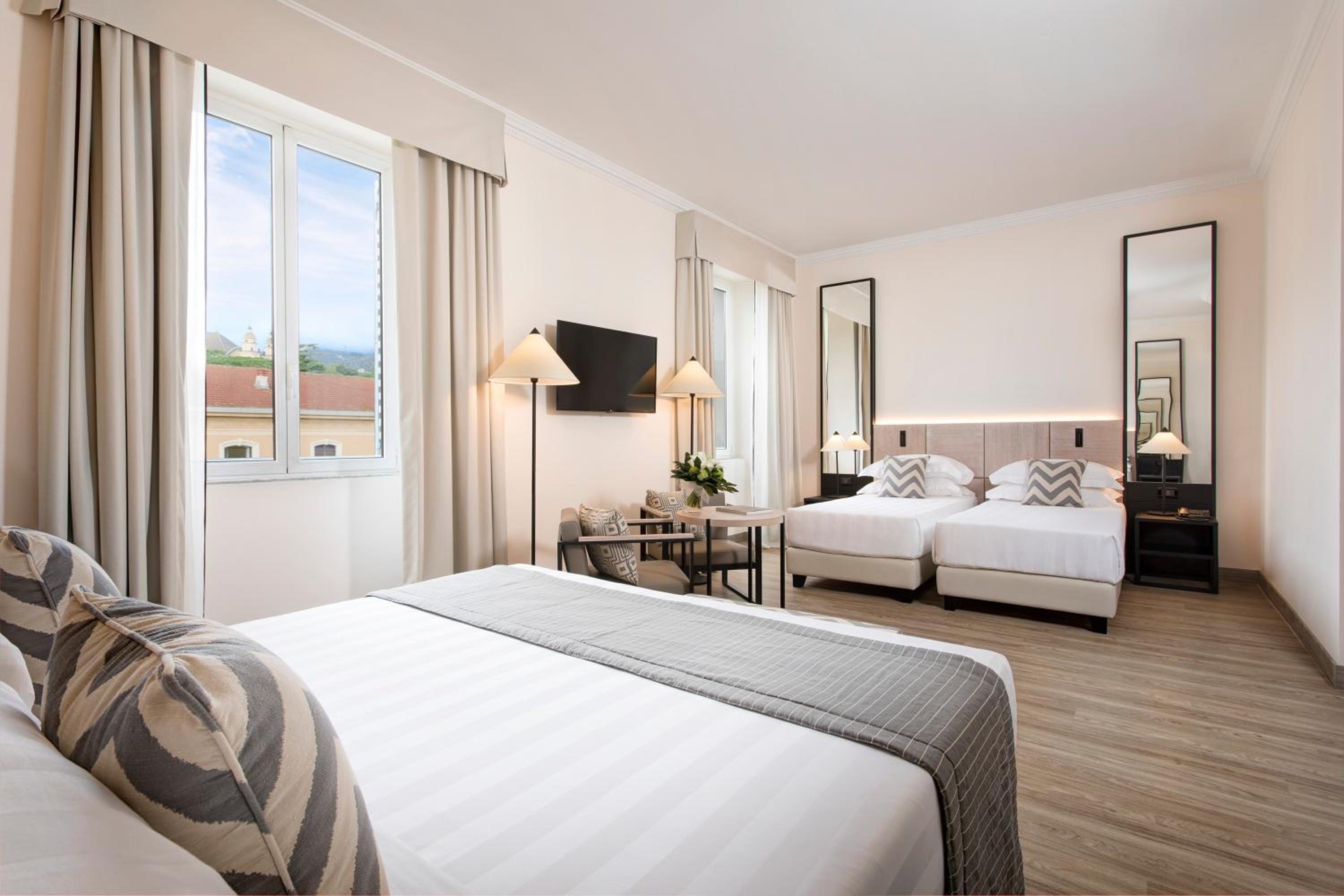 Superior, Double or Twin Bed, Grand Hotel Arenzano 2/10