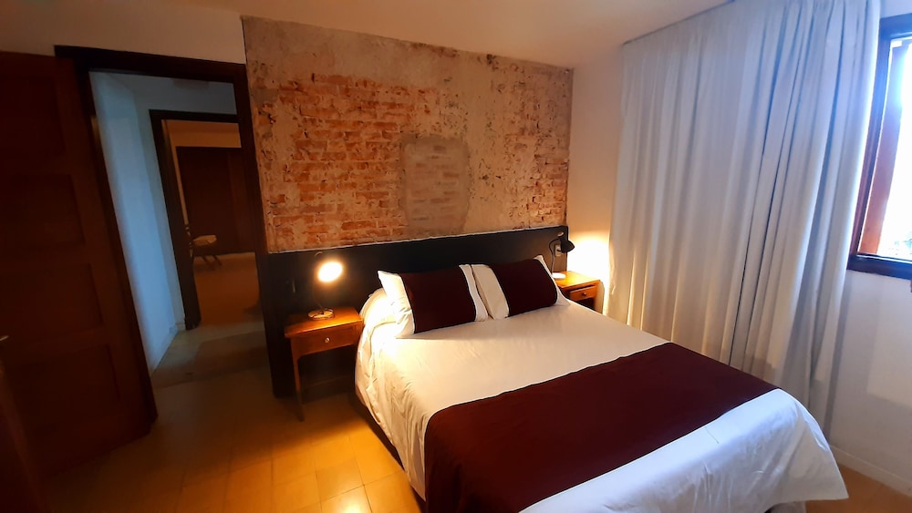 Hosteria del Pescador 10/50