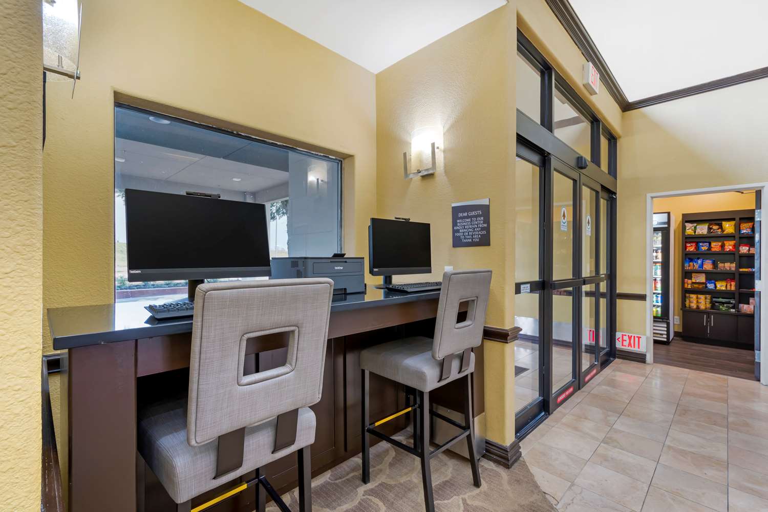 Best Western Plus DFW Airport Suites 35/43