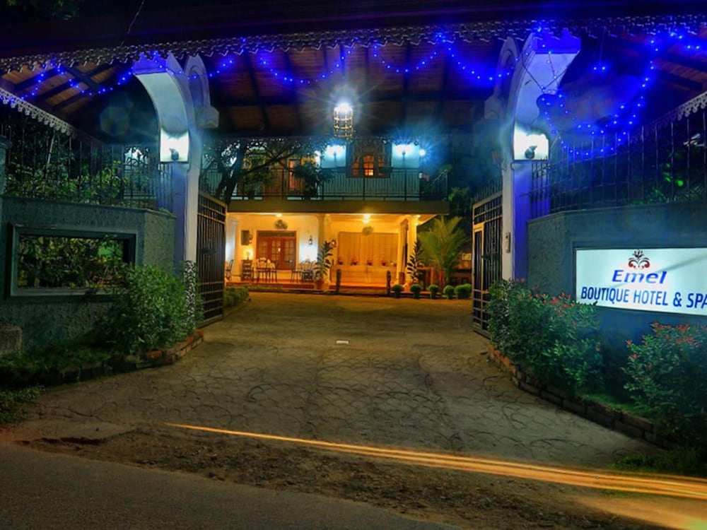 Emel Boutique Hotel 3/50