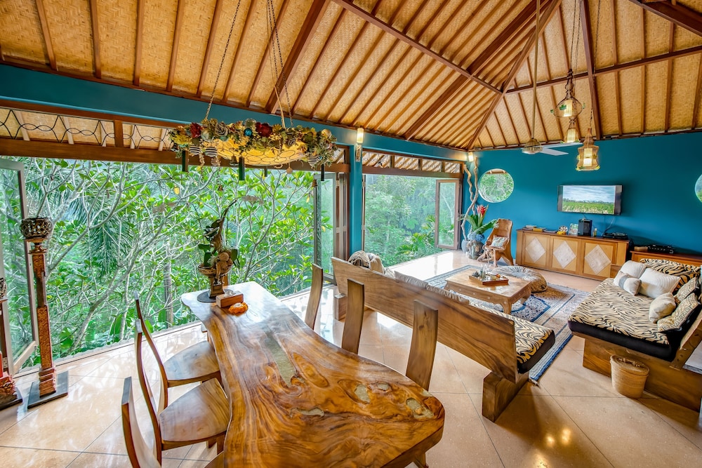 Villa Umah Shanti 35/50