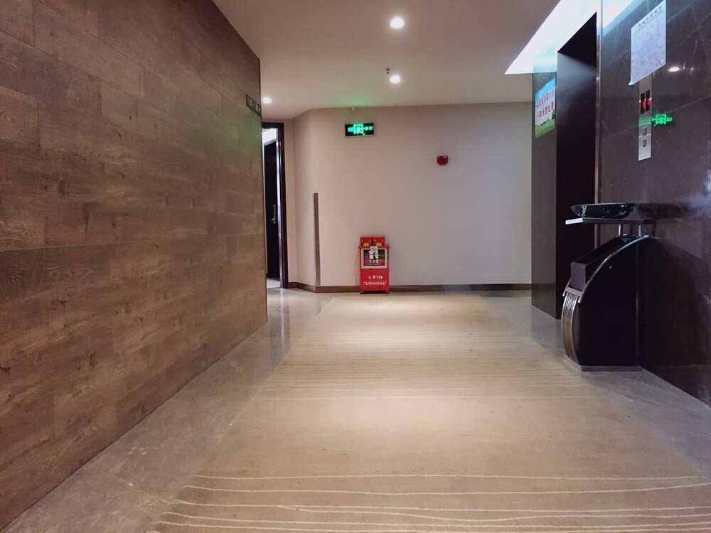 Insail Hotel (Guangyuanxincun Jingtai Pedestrian Street Guangzhou) 15/19