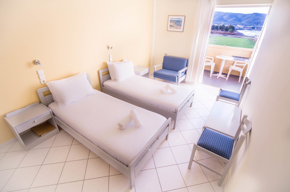 Galini Beach Hotel 7/50