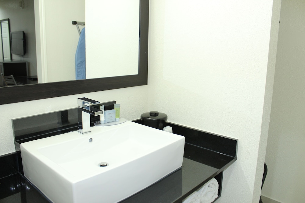 Stay Express Inn Dallas Fair Park Downtown 31/33