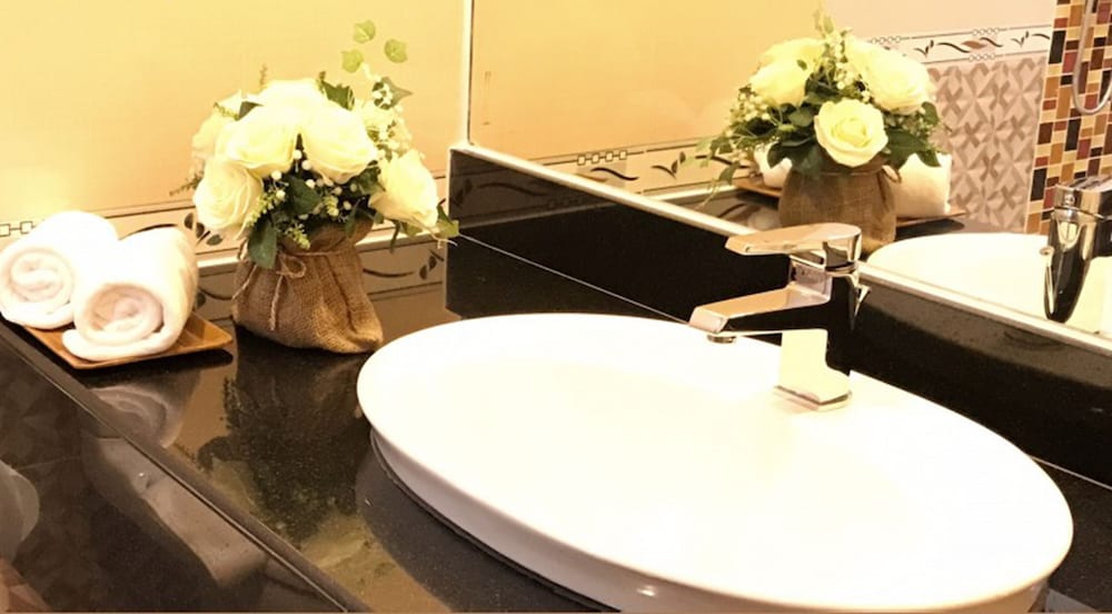 Phuket Chinoinn Hotel 65/65