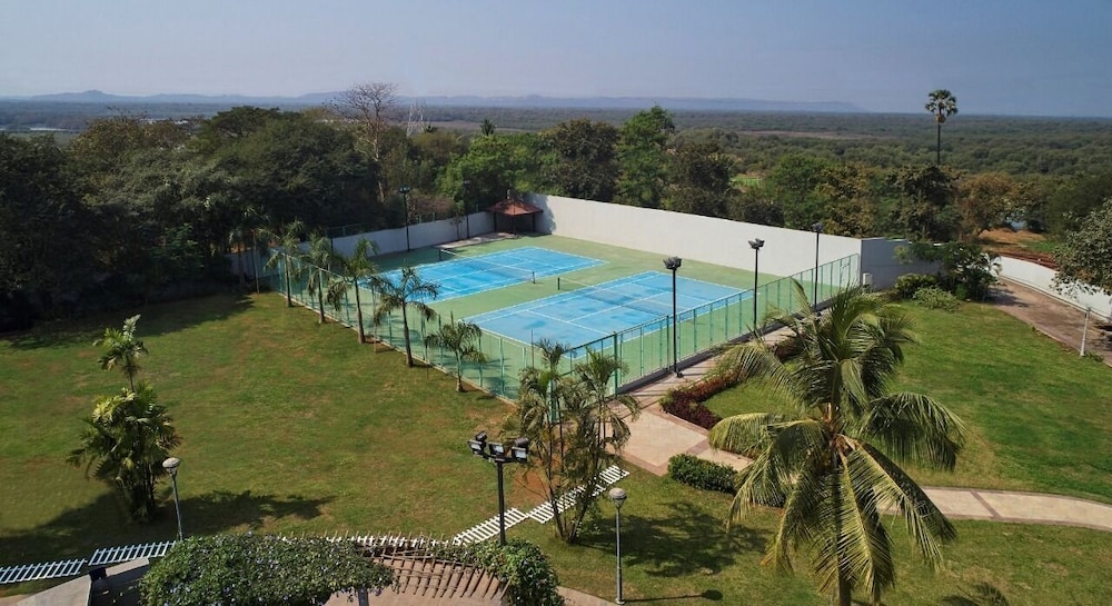 Muza hotels at eskay resorts (ex The E-Hotel) 73/74