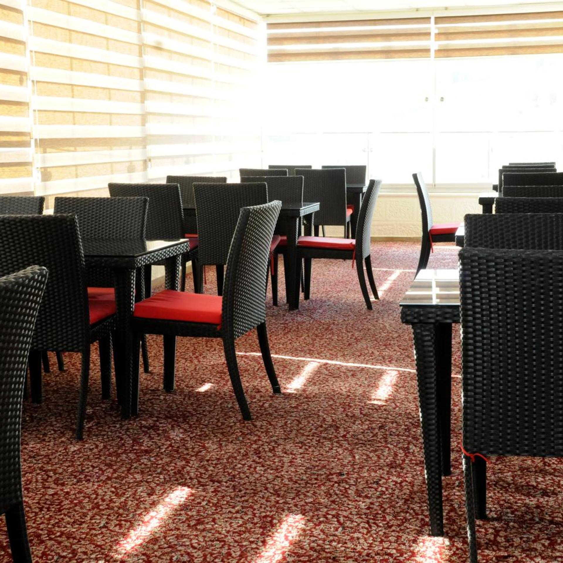 Olive Hotel 49/58