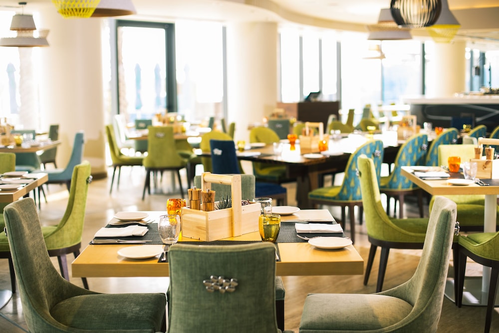 The Retreat Palm Hotel Dubai - MGallery Collection 49/60