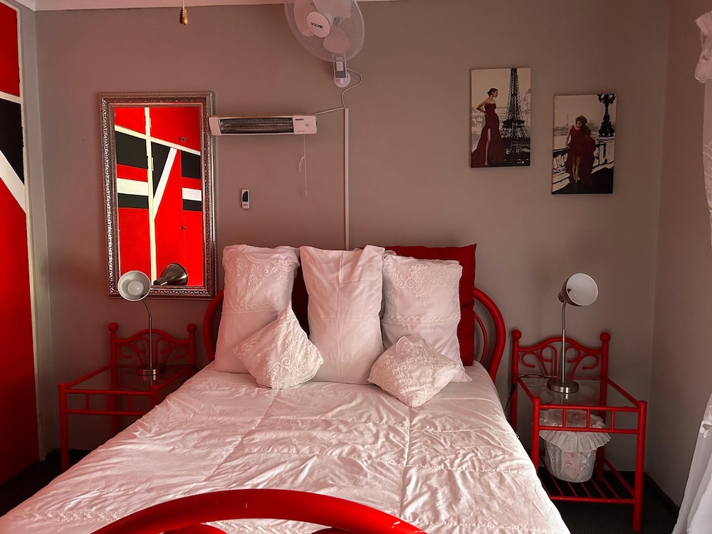 The Angel River Villa 10/50
