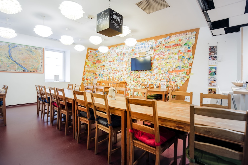 Maverick City Lodge Hostel 45/60