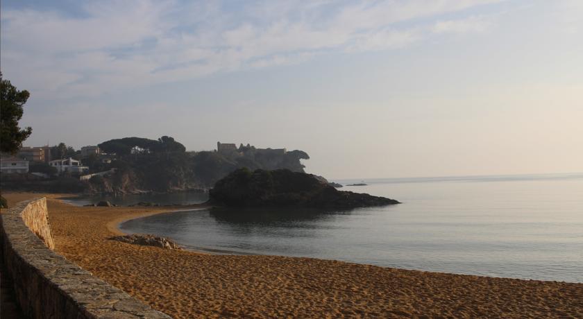 HOSTAL LA FOSCA 62/66