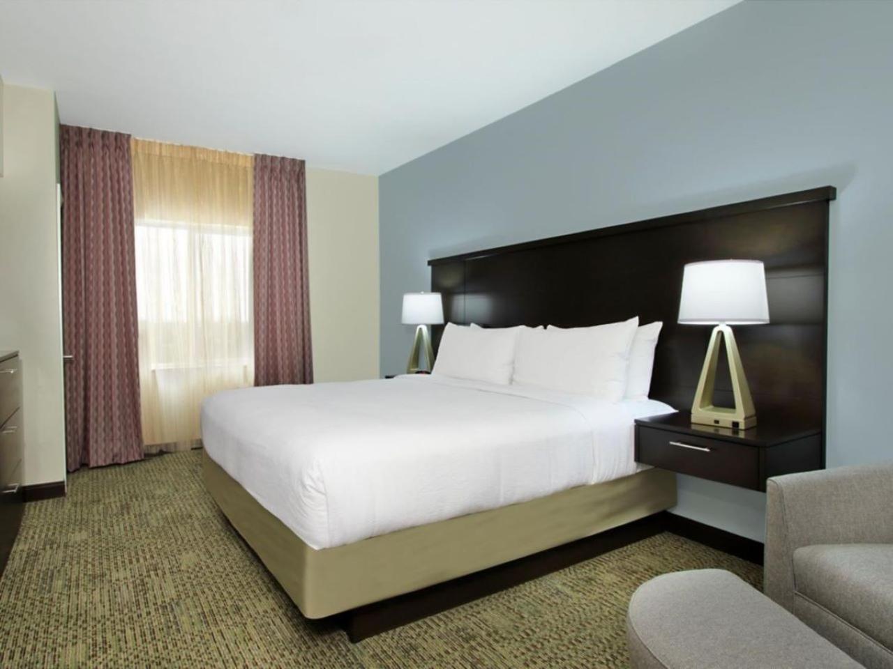 2 Bedrooms, Suite, Accessible, STAYBRIDGE SUITES HOUSTON - MEDICAL CENTER 7/10