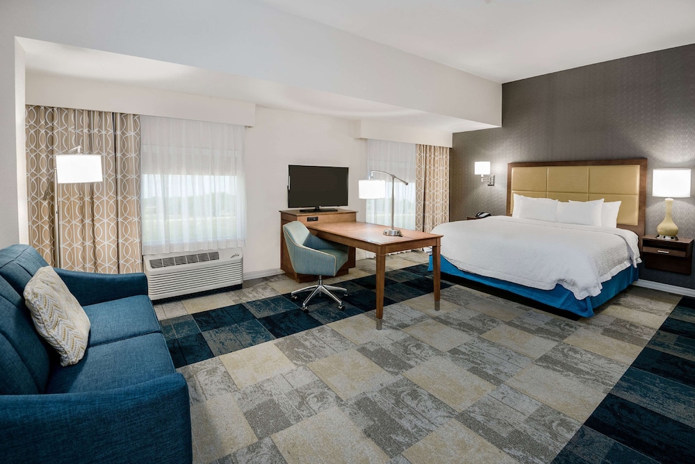 Hampton Inn Suites San Antonio Brooks City Base Tx 15/37