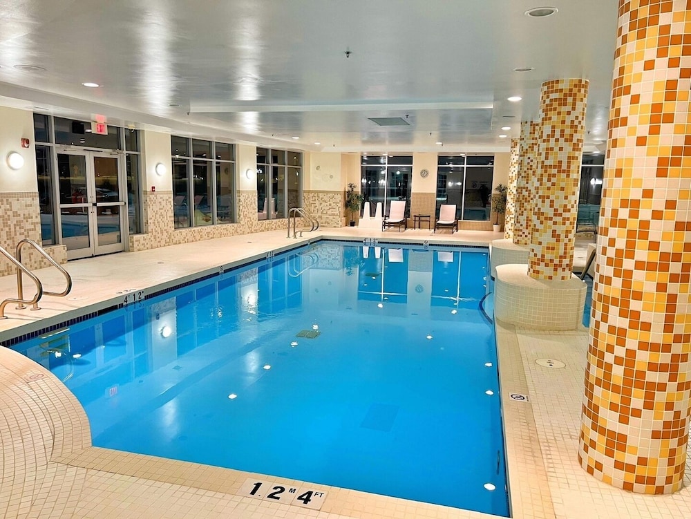 Chateau Inn and Suites Bonnyville 17/42
