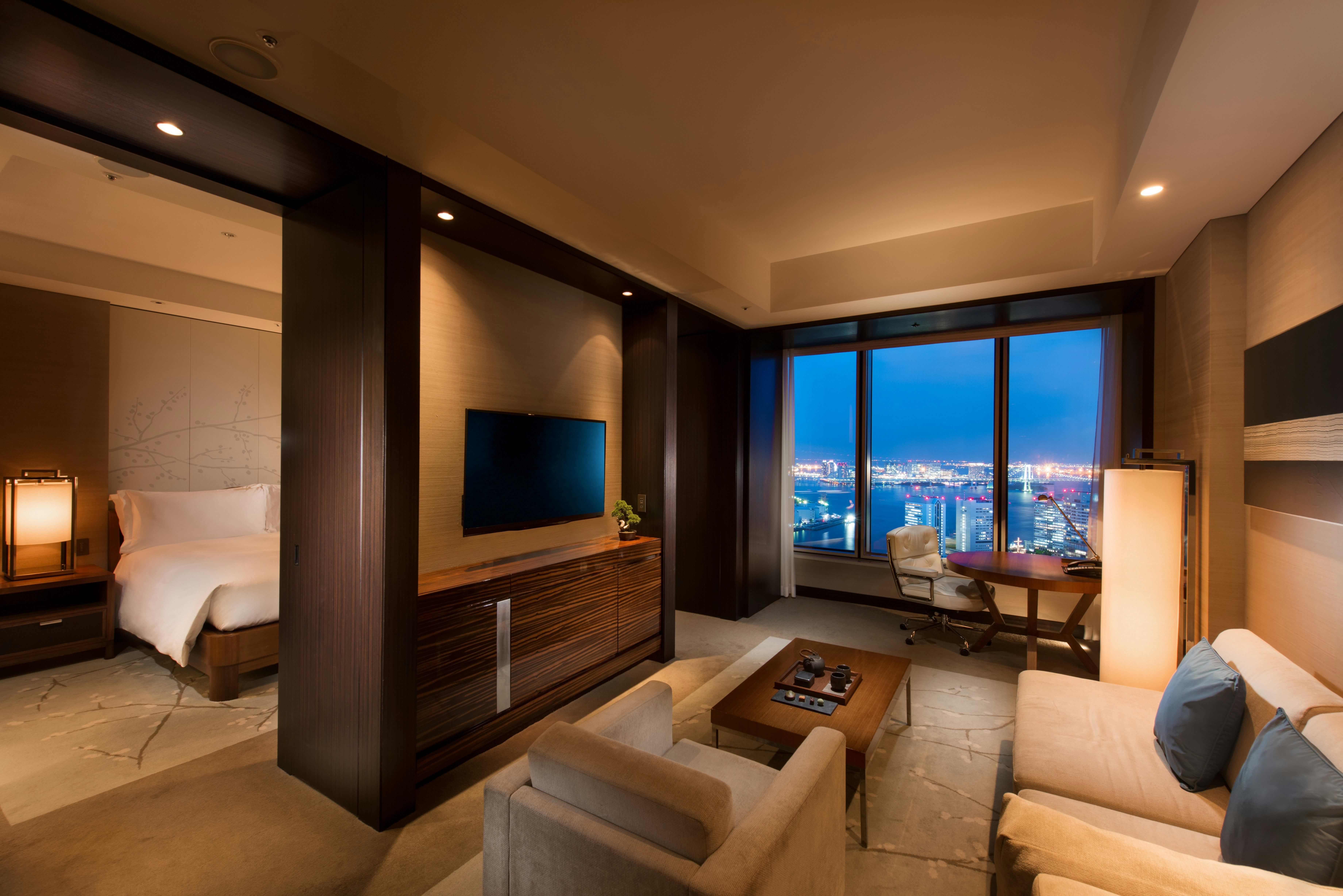 Conrad Tokyo 28/50