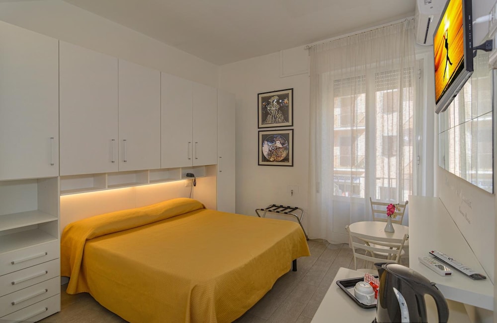City Hotel 13/50