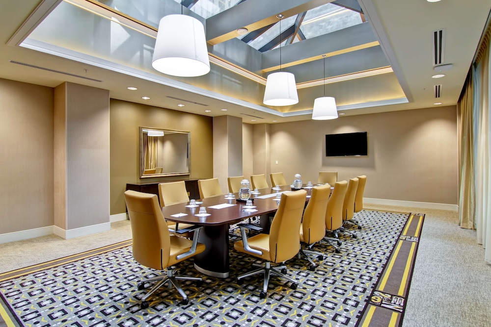 Homewood Suites by Hilton Cincinnati-Downtown 58/73