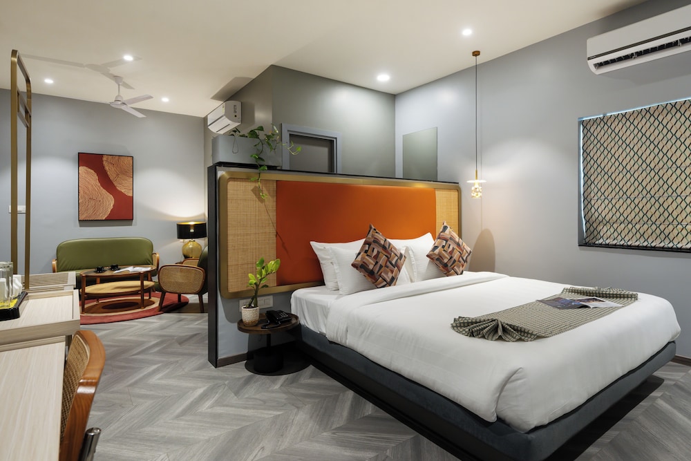 Serenity Inn La Serene 4/56