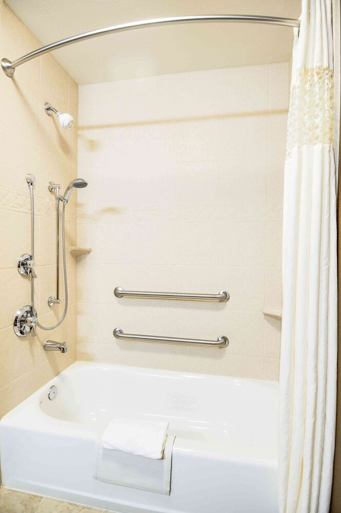 Hampton Inn & Suites Pinedale 13/42