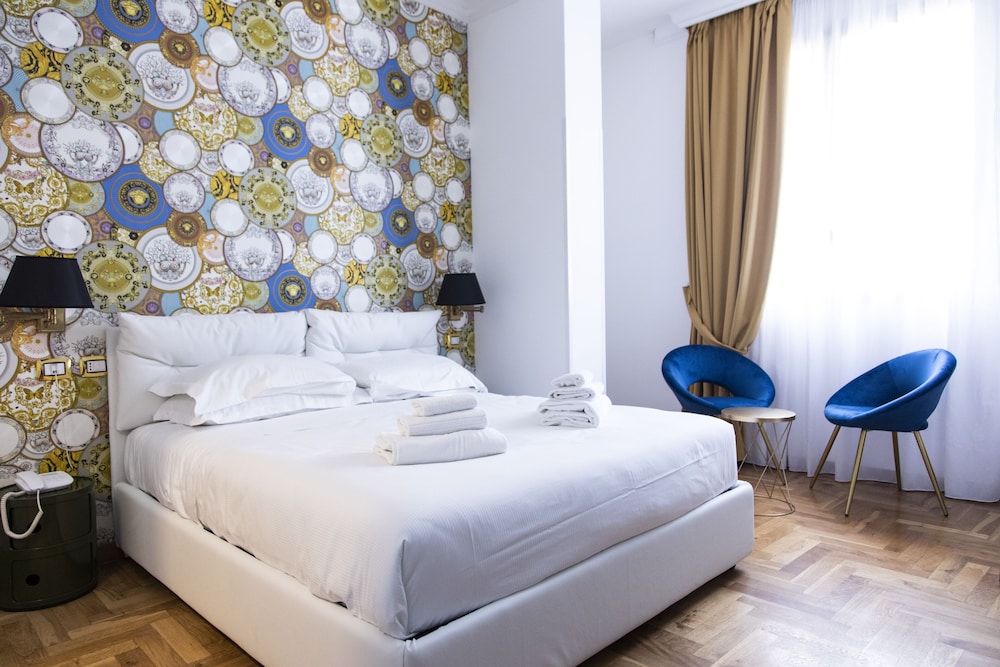 SUPERIOR, DOUBLE BED