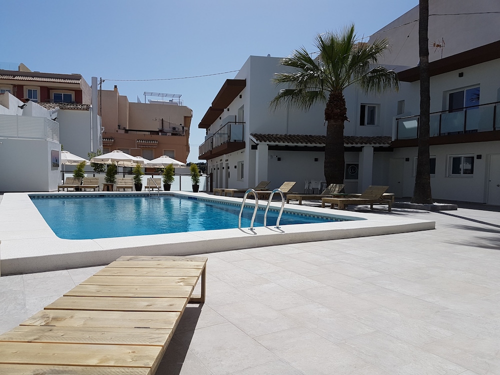 Hotel Moli Boutique 48/57